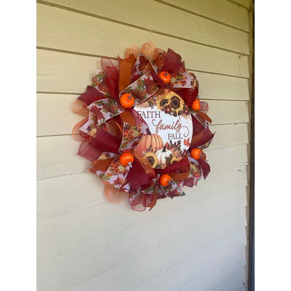 🍂 Faith Family Fall Wreath | Pumpkins & Sunflowers Autumn Thanksgiving Decor - Picture 6 of 8